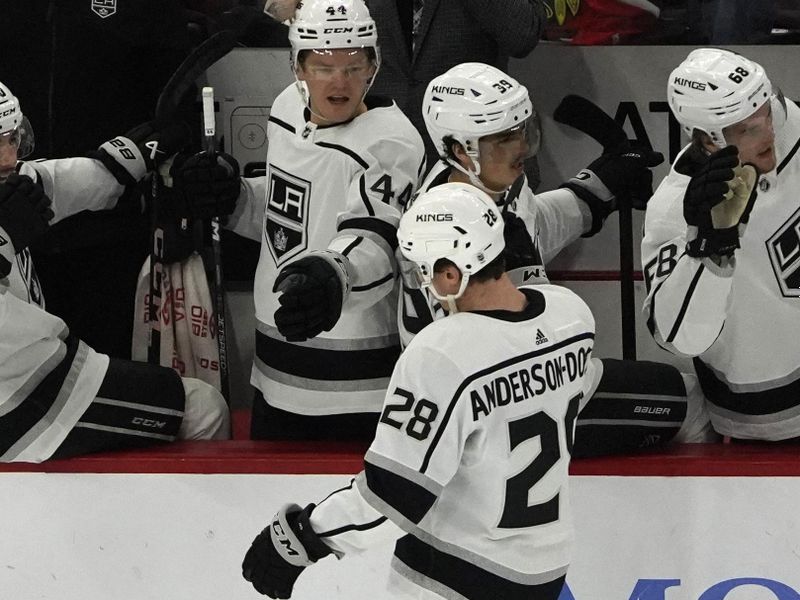 Kings Seek Redemption Against Blackhawks in Windy City Showdown