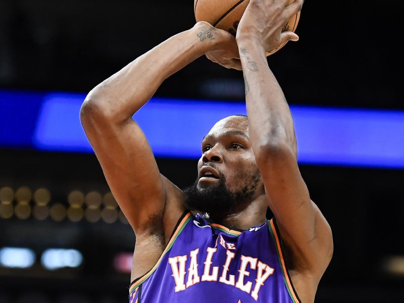 PHOENIX, ARIZONA - JANUARY 11: Kevin Durant #35 of the Phoenix Suns attempts a shot during the first half of the NBA game against the Utah Jazz at Footprint Center on January 11, 2025 in Phoenix, Arizona. NOTE TO USER: User expressly acknowledges and agrees that, by downloading and or using this photograph, User is consenting to the terms and conditions of the Getty Images License Agreement. (Photo by Kelsey Grant/Getty Images)