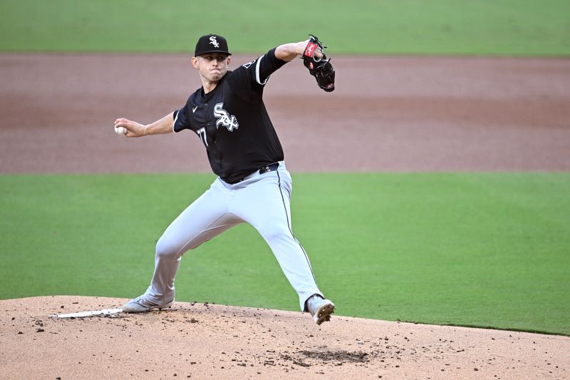 Sep 21, 2024; San Diego, California, USA; Chicago White Sox starting pitcher Chris Flexen (77) pitches against the San Diego Padres during the first inning at Petco Park. Mandatory Credit: Orlando Ramirez-Imagn Images