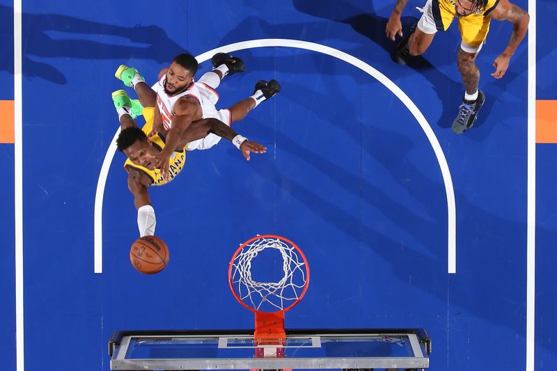 NEW YORK, NY - OCTOBER 25: Bennedict Mathurin #00 of the Indiana Pacers drives to the basket during the game against the New York Knicks on October 25, 2024 at Madison Square Garden in New York City, New York.  NOTE TO USER: User expressly acknowledges and agrees that, by downloading and or using this photograph, User is consenting to the terms and conditions of the Getty Images License Agreement. Mandatory Copyright Notice: Copyright 2024 NBAE  (Photo by David L. Nemec/NBAE via Getty Images)