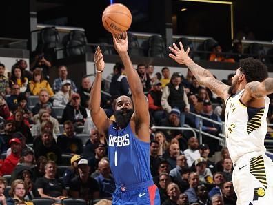 INDIANAPOLIS, IN - DECEMBER 18: James Harden #1 of the LA Clippers shoots the ball during the game against the Indiana Pacers on December 18, 2023 at Gainbridge Fieldhouse in Indianapolis, Indiana. NOTE TO USER: User expressly acknowledges and agrees that, by downloading and or using this Photograph, user is consenting to the terms and conditions of the Getty Images License Agreement. Mandatory Copyright Notice: Copyright 2023 NBAE (Photo by Jeff Haynes/NBAE via Getty Images)