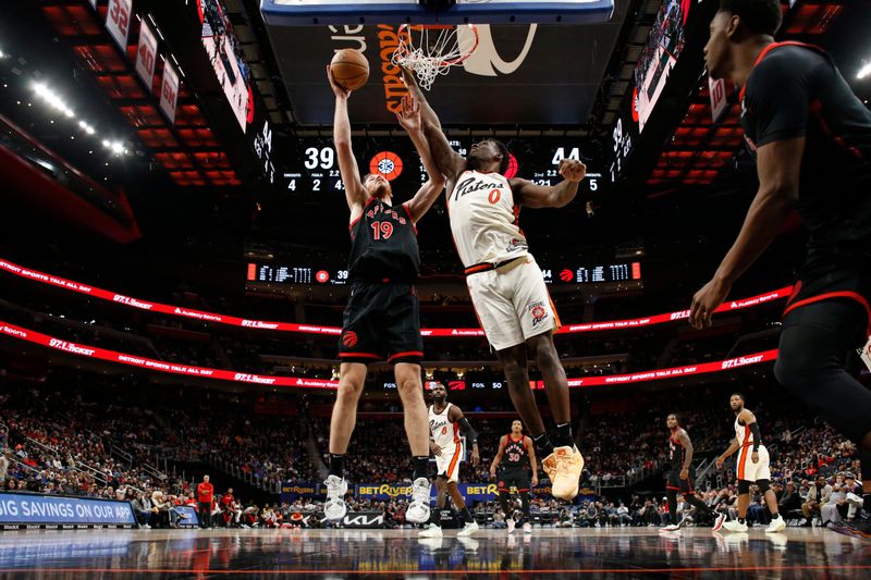 DETROIT, MI - NOVEMBER 25:  Jakob Poeltl #19 of the Toronto Raptors shoots the ball during the game against the Detroit Pistons on November 25, 2024 at Little Caesars Arena in Detroit, Michigan. NOTE TO USER: User expressly acknowledges and agrees that, by downloading and/or using this photograph, User is consenting to the terms and conditions of the Getty Images License Agreement. Mandatory Copyright Notice: Copyright 2024 NBAE (Photo by Brian Sevald/NBAE via Getty Images)