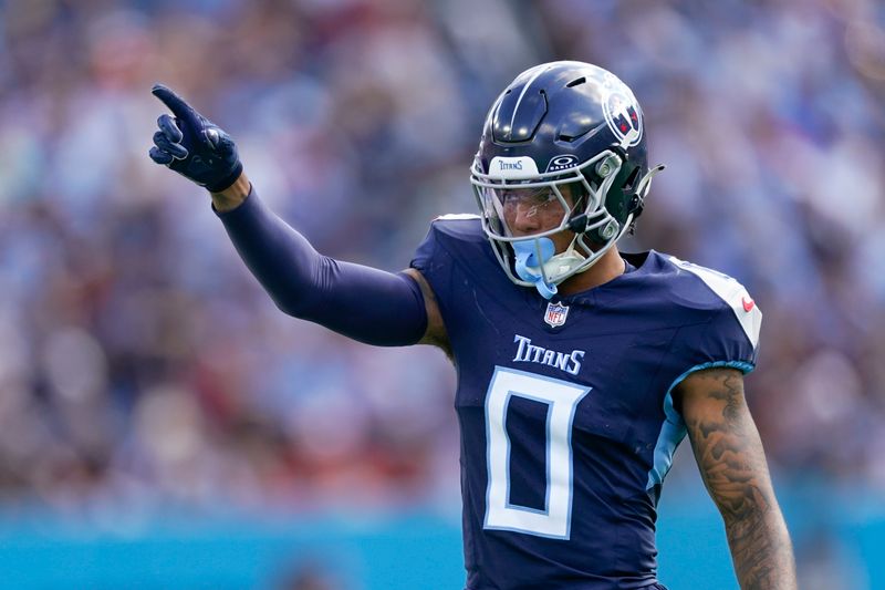 Tennessee Titans cornerback Sean Murphy-Bunting (0) gestures to the crowd during the second half of an NFL football game against the Cincinnati Bengals, Sunday, Oct. 1, 2023, in Nashville, Tenn. (AP Photo/George Walker IV)