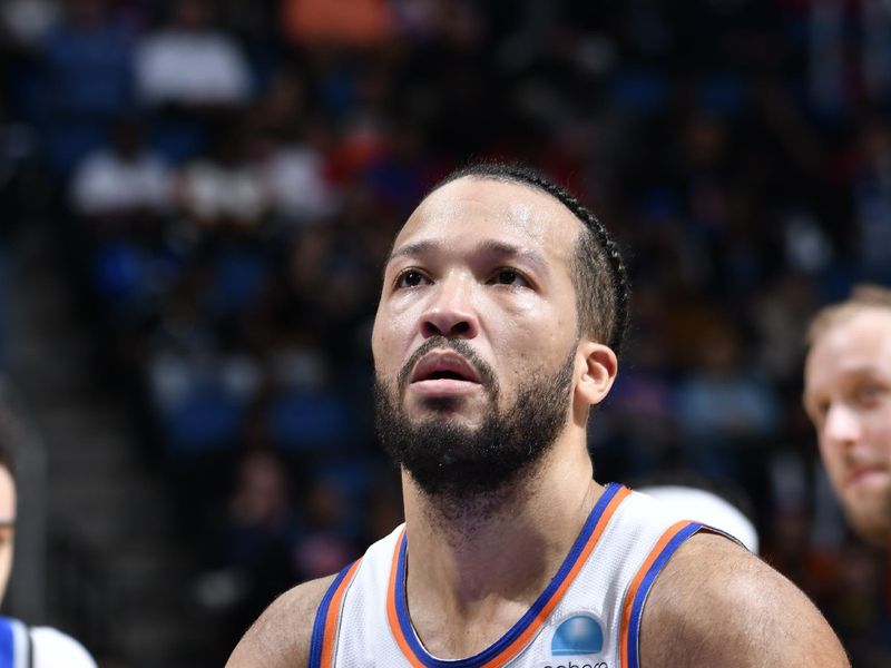 ORLANDO, FL - FEBRUARY 14:Jalen Brunson #11 of the New York Knicks shoots a free throw during the game against the Orlando Magic  on February 14, 2024 at the Kia Center in Orlando, Florida. NOTE TO USER: User expressly acknowledges and agrees that, by downloading and or using this photograph, User is consenting to the terms and conditions of the Getty Images License Agreement. Mandatory Copyright Notice: Copyright 2024 NBAE (Photo by Fernando Medina/NBAE via Getty Images)