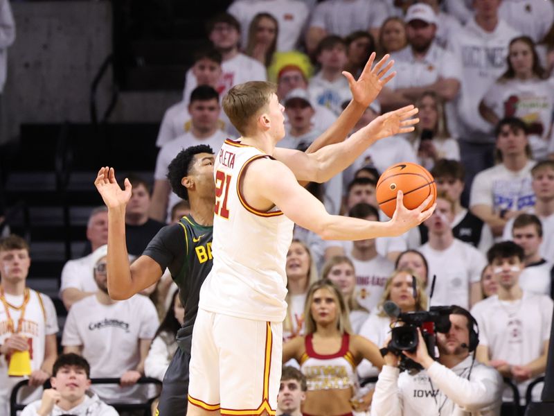 Feb 7, 2026; Ames, Iowa, USA; during the second half at James H. Hilton Coliseum. Mandatory Credit: Reese Strickland-Imagn Images