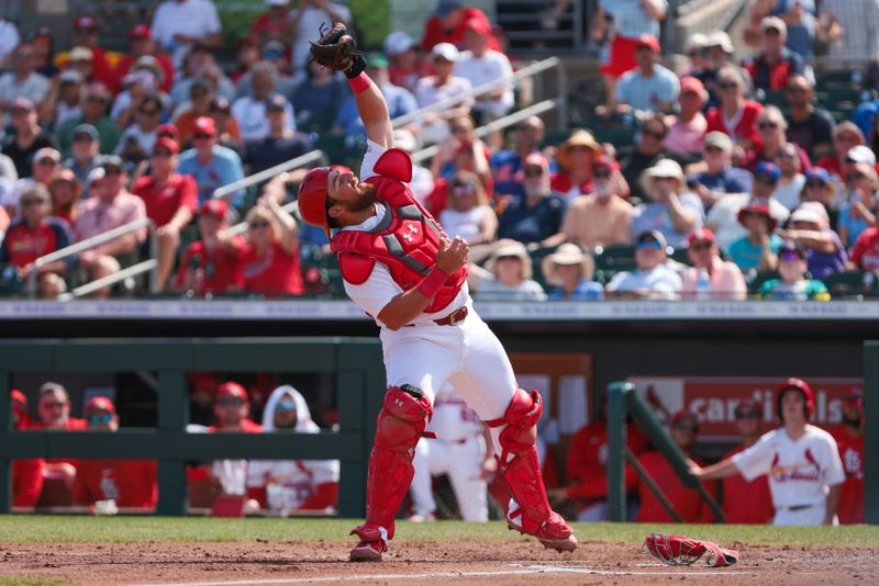 Feb 27, 2026; Jupiter, Florida, USA; St. Louis Cardinals catcher Pedro Pages (43) catches a fly ball to retire New York Mets left fielder Juan Soto (not pictured) during the third inning at Roger Dean Chevrolet Stadium. Mandatory Credit: Sam Navarro-Imagn Images
