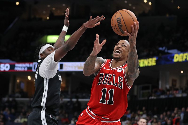 MEMPHIS, TENNESSEE - FEBRUARY 08: DeMar DeRozan #11 of the Chicago Bulls goes to the basket against Vince Williams Jr. #5 of the Memphis Grizzlies \d1h at FedExForum on February 08, 2024 in Memphis, Tennessee. NOTE TO USER: User expressly acknowledges and agrees that, by downloading and or using this photograph, User is consenting to the terms and conditions of the Getty Images License Agreement. (Photo by Justin Ford/Getty Images)