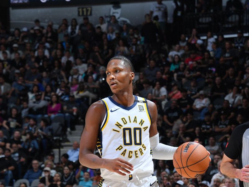 SAN ANTONIO, TX - MARCH 3: Bennedict Mathurin #00 of the Indiana Pacers handles the ball during the game against the San Antonio Spurs on March 3, 2024 at the Frost Bank Center in San Antonio, Texas. NOTE TO USER: User expressly acknowledges and agrees that, by downloading and or using this photograph, user is consenting to the terms and conditions of the Getty Images License Agreement. Mandatory Copyright Notice: Copyright 2024 NBAE (Photos by Michael Gonzales/NBAE via Getty Images)