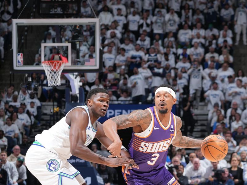 MINNEAPOLIS, MN -  APRIL 20: Bradley Beal #3 of the Phoenix Suns drives to the basket during Round One Game One of the 2024 NBA Playoffs against the Minnesota Timberwolves on April 20, 2024 at Target Center in Minneapolis, Minnesota. NOTE TO USER: User expressly acknowledges and agrees that, by downloading and or using this Photograph, user is consenting to the terms and conditions of the Getty Images License Agreement. Mandatory Copyright Notice: Copyright 2024 NBAE (Photo by Jordan Johnson/NBAE via Getty Images)