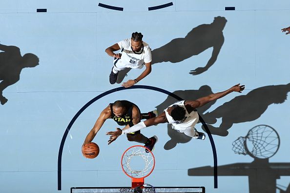 MEMPHIS, TN - NOVEMBER 29:  Talen Horton-Tucker #5 of the Utah Jazz goes to the basket during the game on November 29, 2023 at FedExForum in Memphis, Tennessee. NOTE TO USER: User expressly acknowledges and agrees that, by downloading and or using this photograph, User is consenting to the terms and conditions of the Getty Images License Agreement. Mandatory Copyright Notice: Copyright 2023 NBAE (Photo by Joe Murphy/NBAE via Getty Images)