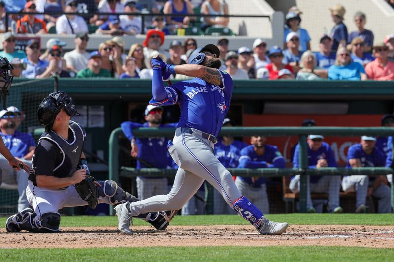 Can Blue Jays Outsmart Tigers at Rogers Centre?