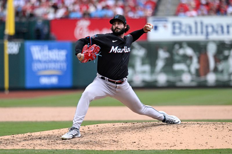 Apr 7, 2024; St. Louis, Missouri, USA; Miami Marlins pitcher Andrew Nardi (43) pitches against the St. Louis Cardinals during the seventh inning at Busch Stadium. Mandatory Credit: Jeff Le-USA TODAY Sports