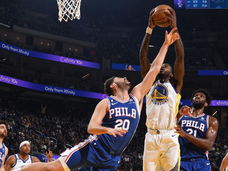 SAN FRANCISCO, CA - MARCH 24: JaMychal Green #1 of the Golden State Warriors shoots the ball during the game against the Philadelphia 76ers on March 24, 2023 at Chase Center in San Francisco, California. NOTE TO USER: User expressly acknowledges and agrees that, by downloading and or using this photograph, user is consenting to the terms and conditions of Getty Images License Agreement. Mandatory Copyright Notice: Copyright 2023 NBAE (Photo by Noah Graham/NBAE via Getty Images)