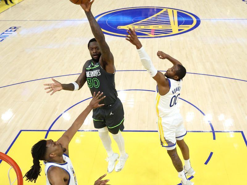 SAN FRANCISCO, CALIFORNIA - MAY 10: Julius Randle #30 of the Minnesota Timberwolves shoots the ball against the Golden State Warriors during the first half in Game Three of the Western Conference Second Round NBA Playoffs at Chase Center on May 10, 2025 in San Francisco, California. NOTE TO USER: User expressly acknowledges and agrees that, by downloading and or using this photograph, User is consenting to the terms and conditions of the Getty Images License Agreement. (Photo by Ezra Shaw/Getty Images)