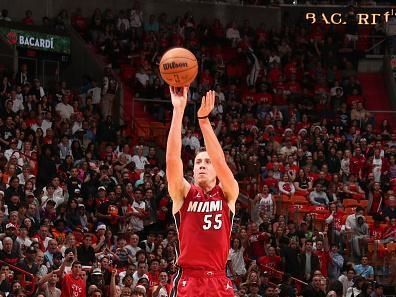 MIAMI, FL - DECEMBER 25:  Duncan Robinson #55 of the Miami Heat shoots a three point basket during the game  on December 25, 2023 at Kaseya Center Arena in Miami, Florida. NOTE TO USER: User expressly acknowledges and agrees that, by downloading and or using this Photograph, user is consenting to the terms and conditions of the Getty Images License Agreement. Mandatory Copyright Notice: Copyright 2023 NBAE (Photo by Issac Baldizon/NBAE via Getty Images)