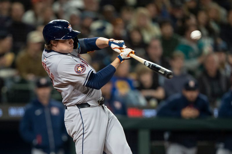 Astros' Struggle Continues with a Narrow Loss to Mariners in Extra Innings