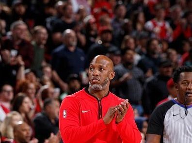 PORTLAND, OR - DECEMBER 21: Head Coach Chauncey Billups of the Portland Trail Blazers looks on during the game against the Washington Wizards on December 21, 2023 at the Moda Center Arena in Portland, Oregon. NOTE TO USER: User expressly acknowledges and agrees that, by downloading and or using this photograph, user is consenting to the terms and conditions of the Getty Images License Agreement. Mandatory Copyright Notice: Copyright 2023 NBAE (Photo by Cameron Browne/NBAE via Getty Images)