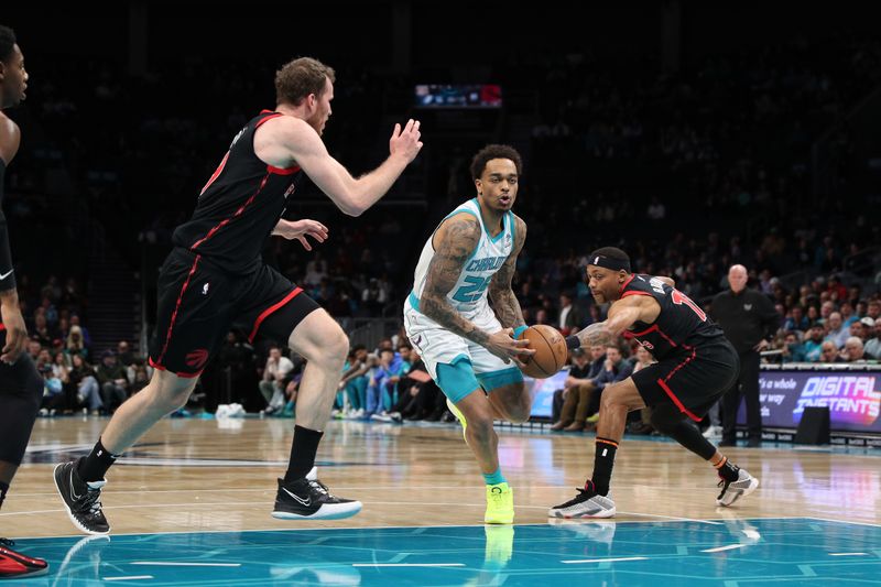 CHARLOTTE, NC - FEBRUARY 7:  P.J. Washington #25 of the Charlotte Hornets drives to the basket during the game against the Toronto Raptors on February 7, 2024 at Spectrum Center in Charlotte, North Carolina. NOTE TO USER: User expressly acknowledges and agrees that, by downloading and or using this photograph, User is consenting to the terms and conditions of the Getty Images License Agreement.  Mandatory Copyright Notice:  Copyright 2024 NBAE (Photo by Brock Williams-Smith/NBAE via Getty Images)