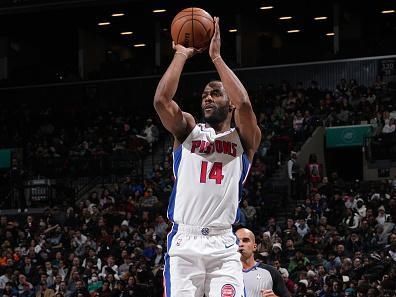 BROOKLYN, NY - DECEMBER 23: Alec Burks #14 of the Detroit Pistons shoots a three point basket against the Brooklyn Nets on December 23, 2023 at Barclays Center in Brooklyn, New York. NOTE TO USER: User expressly acknowledges and agrees that, by downloading and or using this Photograph, user is consenting to the terms and conditions of the Getty Images License Agreement. Mandatory Copyright Notice: Copyright 2023 NBAE (Photo by Jesse D. Garrabrant/NBAE via Getty Images)