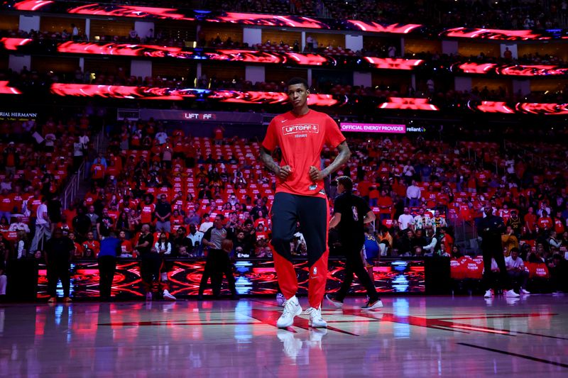 Can Houston Rockets Outmaneuver Golden State Warriors at Toyota Center?