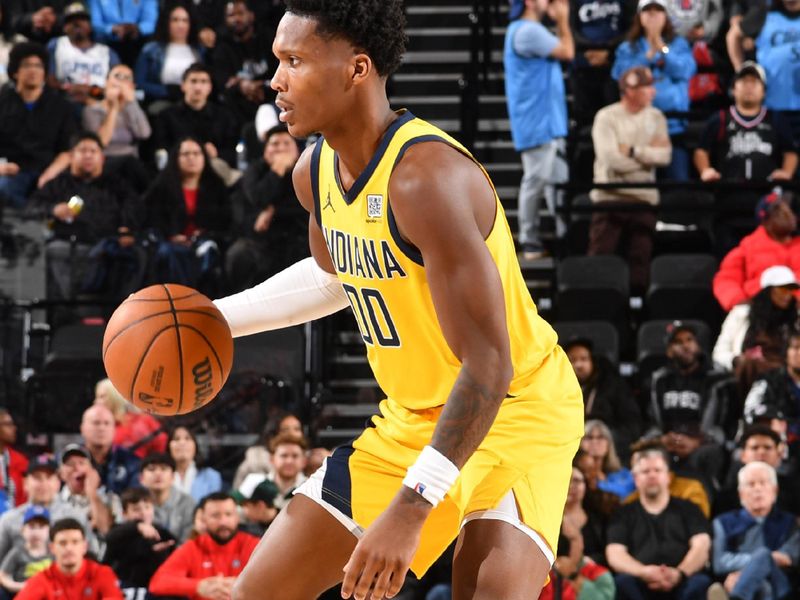 INGLEWOOD, CA - FEBRUARY 6: Bennedict Mathurin #00 of the Indiana Pacers dribbles the ball during the game against the LA Clippers on February 6, 2025 at Intuit Dome in Los Angeles, California. NOTE TO USER: User expressly acknowledges and agrees that, by downloading and/or using this Photograph, user is consenting to the terms and conditions of the Getty Images License Agreement. Mandatory Copyright Notice: Copyright 2025 NBAE (Photo by Juan Ocampo/NBAE via Getty Images)