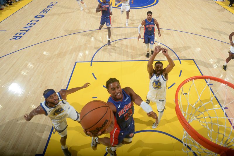 SAN FRANCISCO, CA - OCTOBER 13: Jaden Ivey #23 of the Detroit Pistons drives to the basket during the game against the Golden State Warriors during a NBA Preseason game on October 13, 2024 at Chase Center in San Francisco, California. NOTE TO USER: User expressly acknowledges and agrees that, by downloading and or using this photograph, user is consenting to the terms and conditions of Getty Images License Agreement. Mandatory Copyright Notice: Copyright 2024 NBAE (Photo by Noah Graham/NBAE via Getty Images)