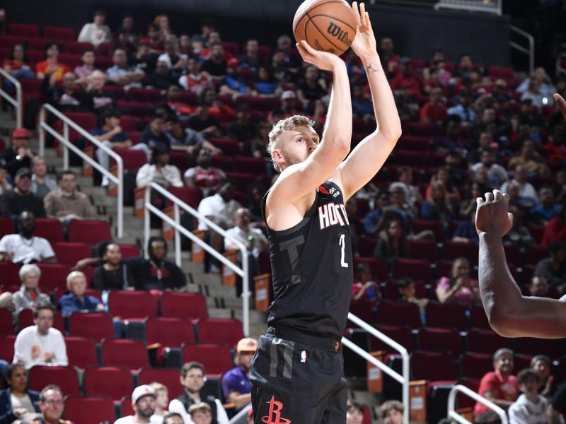 HOUSTON, TX - MARCH 14: Jock Landale #2 of the Houston Rockets shoots the ball during the game against the Washington Wizards on March 14, 2024 at the Toyota Center in Houston, Texas. NOTE TO USER: User expressly acknowledges and agrees that, by downloading and or using this photograph, User is consenting to the terms and conditions of the Getty Images License Agreement. Mandatory Copyright Notice: Copyright 2024 NBAE (Photo by Logan Riely/NBAE via Getty Images)