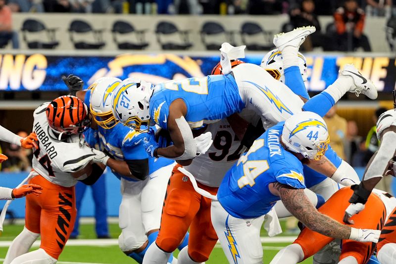 Cincinnati Bengals Clash with Los Angeles Chargers: A Detailed Game Recap