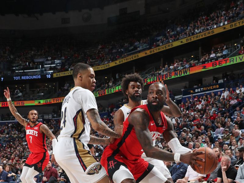 NEW ORLEANS, LA - FEBRUARY 22: Jeff Green #32 of the Houston Rockets  handles the ball during the game against the New Orleans Pelicans on February 22, 2024 at the Smoothie King Center in New Orleans, Louisiana. NOTE TO USER: User expressly acknowledges and agrees that, by downloading and or using this Photograph, user is consenting to the terms and conditions of the Getty Images License Agreement. Mandatory Copyright Notice: Copyright 2024 NBAE (Photo by Layne Murdoch Jr./NBAE via Getty Images)