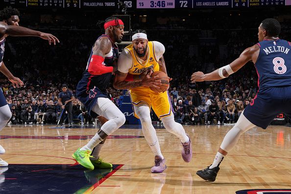 PHILADELPHIA, PA - NOVEMBER 27: Anthony Davis #3 of the Los Angeles Lakers drives to the basket during the game against the Philadelphia 76ers on November 27, 2023 at the Wells Fargo Center in Philadelphia, Pennsylvania NOTE TO USER: User expressly acknowledges and agrees that, by downloading and/or using this Photograph, user is consenting to the terms and conditions of the Getty Images License Agreement. Mandatory Copyright Notice: Copyright 2023 NBAE (Photo by Jesse D. Garrabrant/NBAE via Getty Images)