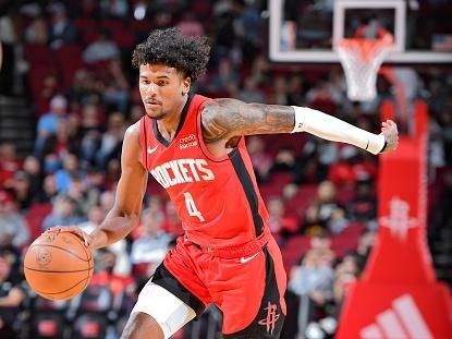 HOUSTON, TX - DECEMBER 20:   Jalen Green #4 of the Houston Rockets handles the ball during the game against the Atlanta Hawks on December 20, 2023 at the Toyota Center in Houston, Texas. NOTE TO USER: User expressly acknowledges and agrees that, by downloading and or using this photograph, User is consenting to the terms and conditions of the Getty Images License Agreement. Mandatory Copyright Notice: Copyright 2023 NBAE (Photo by Logan Riely/NBAE via Getty Images)