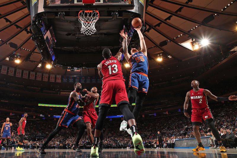 NEW YORK, NY - JANUARY 27: Isaiah Hartenstein #55 of the New York Knicks drives to the basket during the game against the Miami Heat on January 27, 2024 at Madison Square Garden in New York City, New York.  NOTE TO USER: User expressly acknowledges and agrees that, by downloading and or using this photograph, User is consenting to the terms and conditions of the Getty Images License Agreement. Mandatory Copyright Notice: Copyright 2024 NBAE  (Photo by Nathaniel S. Butler/NBAE via Getty Images)