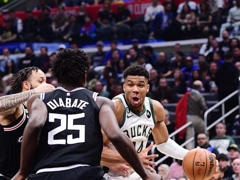 LOS ANGELES, CA - FEBRUARY 10: Giannis Antetokounmpo #34 of the Milwaukee Bucks drives to the basket during the game against the LA Clippers on February 10, 2023 at Crypto.Com Arena in Los Angeles, California. NOTE TO USER: User expressly acknowledges and agrees that, by downloading and/or using this Photograph, user is consenting to the terms and conditions of the Getty Images License Agreement. Mandatory Copyright Notice: Copyright 2023 NBAE (Photo by Adam Pantozzi/NBAE via Getty Images)