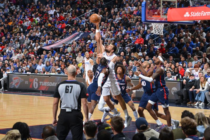 PHILADELPHIA, PA - MARCH 27: Ivica Zubac #40 of the LA Clippers blocks Buddy Heild #17 of the Philadelphia 76ers during the game on March 27, 2024 at the Wells Fargo Center in Philadelphia, Pennsylvania NOTE TO USER: User expressly acknowledges and agrees that, by downloading and/or using this Photograph, user is consenting to the terms and conditions of the Getty Images License Agreement. Mandatory Copyright Notice: Copyright 2024 NBAE (Photo by Jesse D. Garrabrant/NBAE via Getty Images)