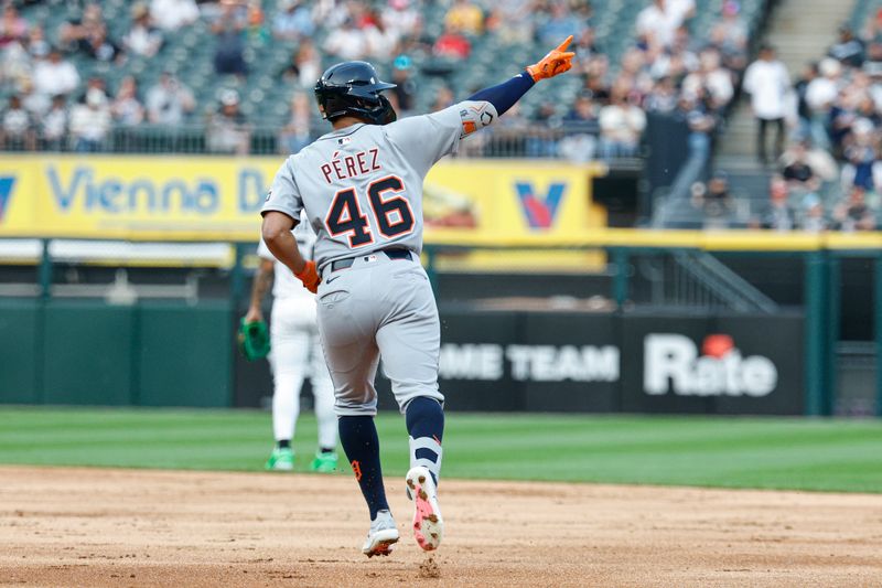 Jun 2, 2025; Chicago, Illinois, USA; Detroit Tigers right fielder Wenceel Pérez (46) rounds the bases after hitting a two-run home run against the Chicago White Sox during the second inning at Rate Field. Mandatory Credit: Kamil Krzaczynski-Imagn Images
