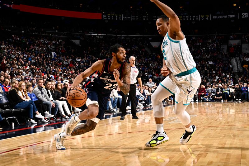 PHILADELPHIA, PA - MARCH 16:  Cameron Payne #22 of the Philadelphia 76ers handles the ball during the game against the Charlotte Hornets on March 16, 2024 at the Wells Fargo Center in Philadelphia, Pennsylvania NOTE TO USER: User expressly acknowledges and agrees that, by downloading and/or using this Photograph, user is consenting to the terms and conditions of the Getty Images License Agreement. Mandatory Copyright Notice: Copyright 2024 NBAE (Photo by David Dow/NBAE via Getty Images)