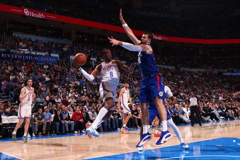 OKLAHOMA CITY, OK - FEBRUARY 22:  Jalen Williams #8 of the Oklahoma City Thunder handles the ball during the game against the LA Clippers on February 22SF, 2024 at Paycom Arena in Oklahoma City, Oklahoma. NOTE TO USER: User expressly acknowledges and agrees that, by downloading and or using this photograph, User is consenting to the terms and conditions of the Getty Images License Agreement. Mandatory Copyright Notice: Copyright 2024 NBAE (Photo by Zach Beeker/NBAE via Getty Images)