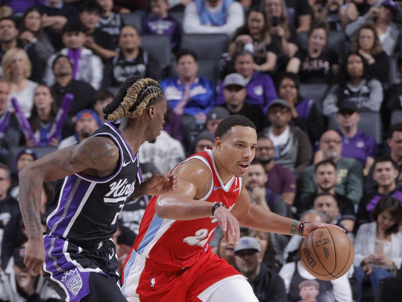 SACRAMENTO, CA - JANUARY 3: Desmond Bane #22 of the Memphis Grizzlies handles the ball during the game against the Sacramento Kings on January 3, 2025 at Golden 1 Center in Sacramento, California. NOTE TO USER: User expressly acknowledges and agrees that, by downloading and or using this Photograph, user is consenting to the terms and conditions of the Getty Images License Agreement. Mandatory Copyright Notice: Copyright 2025 NBAE (Photo by Rocky Widner/NBAE via Getty Images)