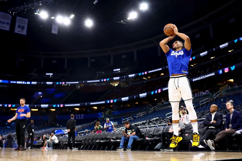 ORLANDO, FLORIDA - MARCH 23: Josh Hart #3 of the New York Knicks warms up prior to the game against the Orlando Magic at Amway Center on March 23, 2023 in Orlando, Florida. NOTE TO USER: User expressly acknowledges and agrees that, by downloading and or using this photograph, User is consenting to the terms and conditions of the Getty Images License Agreement. (Photo by Douglas P. DeFelice/Getty Images)