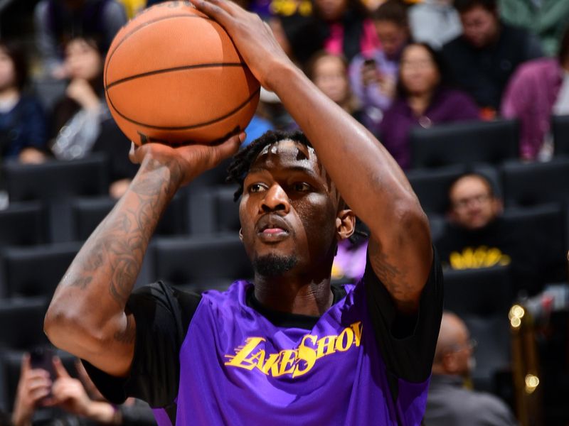 LOS ANGELES, CA - JANUARY 2: Dorian Finney-Smith #17 of the Los Angeles Lakers warms up before the game against the Portland Trail Blazers on January 2, 2025 at Crypto.Com Arena in Los Angeles, California. NOTE TO USER: User expressly acknowledges and agrees that, by downloading and/or using this Photograph, user is consenting to the terms and conditions of the Getty Images License Agreement. Mandatory Copyright Notice: Copyright 2025 NBAE (Photo by Adam Pantozzi/NBAE via Getty Images)