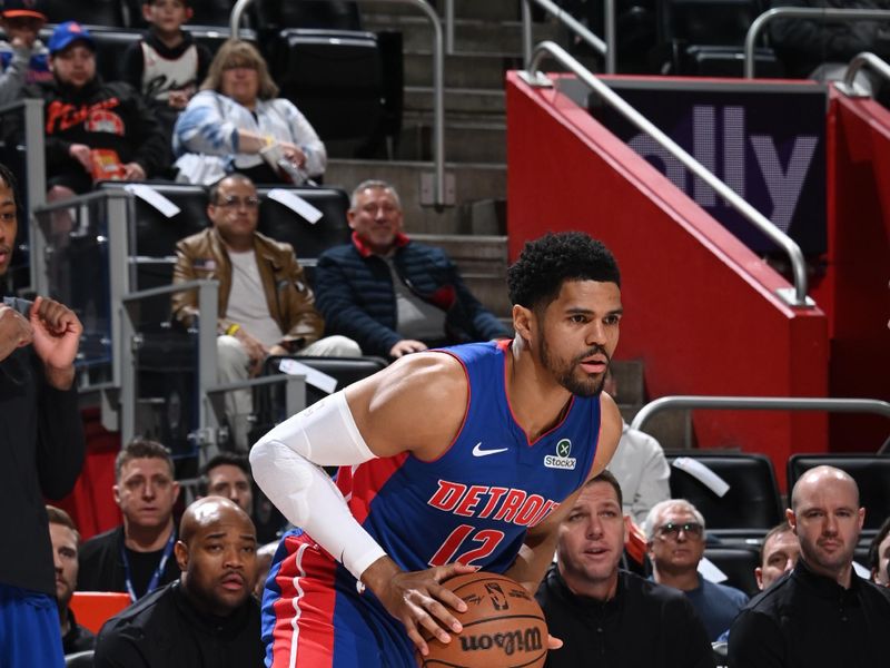 DETROIT, MI - MARCH 11: Tobias Harris #12 of the Detroit Pistons handles the ball during the game against the Washington Wizards on March 11, 2025 at Little Caesars Arena in Detroit, Michigan. NOTE TO USER: User expressly acknowledges and agrees that, by downloading and/or using this photograph, User is consenting to the terms and conditions of the Getty Images License Agreement. Mandatory Copyright Notice: Copyright 2025 NBAE (Photo by Chris Schwegler/NBAE via Getty Images)