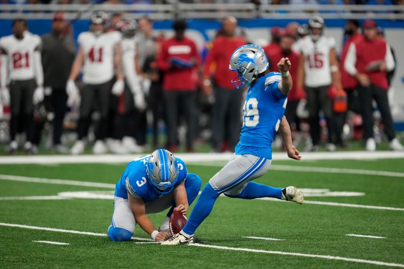 Detroit Lions place-kicker Jake Bates (39) kicks a field goal during the first half of an NFL football game against the Tampa Bay Buccaneers, Sunday, Sept. 15, 2024, in Detroit. (AP Photo/Paul Sancya)