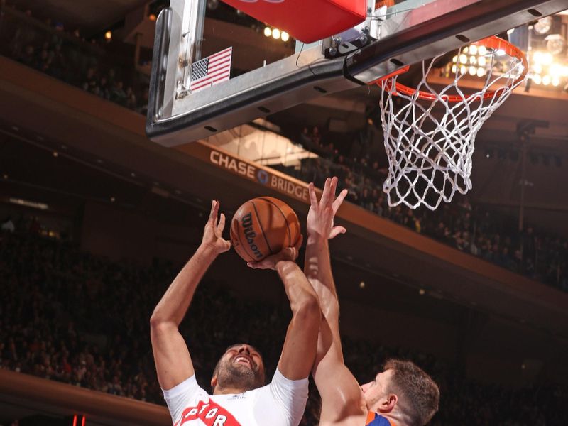 NEW YORK, NY - JANUARY 20: Jontay Porter #34 of the Toronto Raptors drives to the basket during the game against the New York Knicks on January 20, 2024 at Madison Square Garden in New York City, New York.  NOTE TO USER: User expressly acknowledges and agrees that, by downloading and or using this photograph, User is consenting to the terms and conditions of the Getty Images License Agreement. Mandatory Copyright Notice: Copyright 2024 NBAE  (Photo by Nathaniel S. Butler/NBAE via Getty Images)