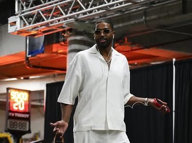 MIAMI, FLORIDA - DECEMBER 08: Tristan Thompson #12 of the Cleveland Cavaliers enters the arena prior to a game against the Miami Heat at Kaseya Center on December 08, 2023 in Miami, Florida. NOTE TO USER: User expressly acknowledges and agrees that, by downloading and or using this photograph, User is consenting to the terms and condtions of the Getty Images License Agreement.  (Photo by Rich Storry/Getty Images)