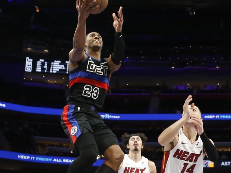 DETROIT, MI - NOOVEMBER 12:  Jaden Ivey #23 of the Detroit Pistons shoots the ball during the game against the Miami Heat during the Emirates NBA Cup game on November 12, 2024 at Little Caesars Arena in Detroit, Michigan. NOTE TO USER: User expressly acknowledges and agrees that, by downloading and/or using this photograph, User is consenting to the terms and conditions of the Getty Images License Agreement. Mandatory Copyright Notice: Copyright 2024 NBAE (Photo by Brian Sevald/NBAE via Getty Images)