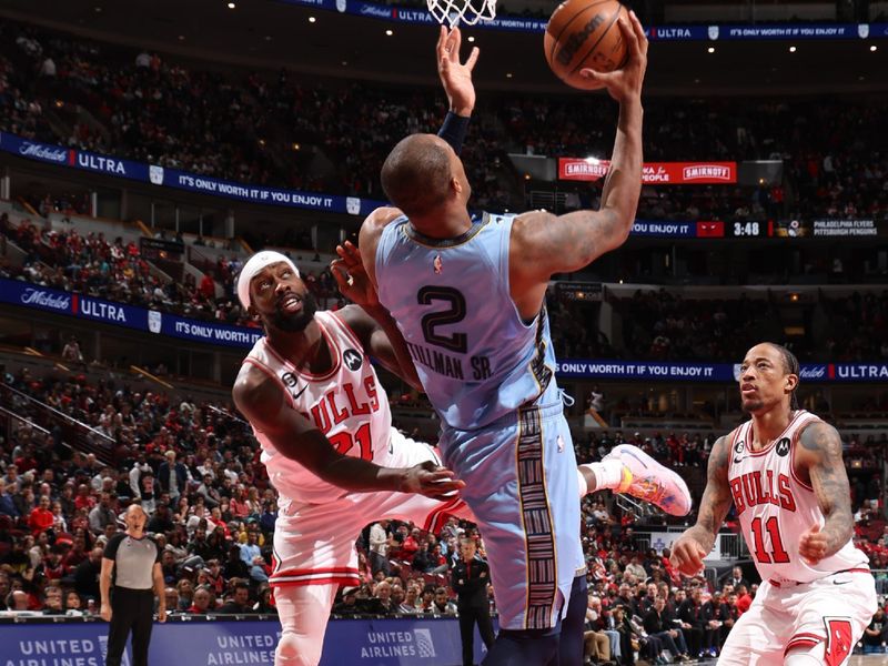 CHICAGO, IL - APRIL 2: Xavier Tillman #2 of the Memphis Grizzlies shoots the ball during the game against the Chicago Bulls on April 2, 2023 at United Center in Chicago, Illinois. NOTE TO USER: User expressly acknowledges and agrees that, by downloading and or using this photograph, User is consenting to the terms and conditions of the Getty Images License Agreement. Mandatory Copyright Notice: Copyright 2023 NBAE (Photo by Jeff Haynes/NBAE via Getty Images)
