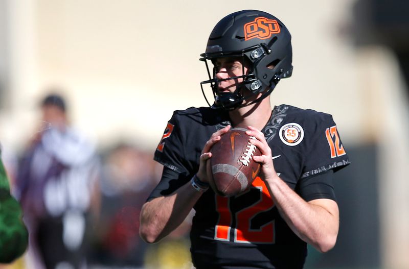 Can Oklahoma State Cowboys Outmaneuver Tulsa Golden Hurricane?