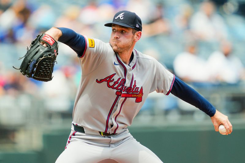 Jul 30, 2025; Kansas City, Missouri, USA; Atlanta Braves starting pitcher Joey Wentz (33) pitches during the second inning against the Kansas City Royals at Kauffman Stadium. Mandatory Credit: Jay Biggerstaff-Imagn Images