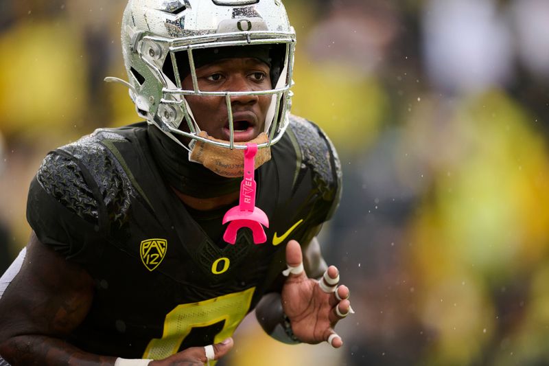 Nov 4, 2023; Eugene, Oregon, USA; Oregon Ducks running back Bucky Irving (0) warms up before a game against the California Golden Bears at Autzen Stadium. Mandatory Credit: Troy Wayrynen-USA TODAY Sports