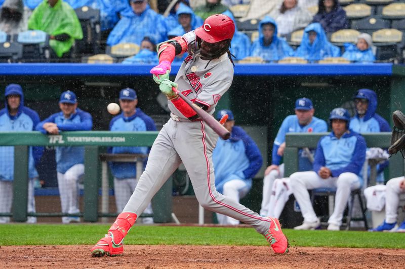 May 26, 2025; Kansas City, Missouri, USA; Cincinnati Reds designated hitter Elly De La Cruz (44) singles against the Kansas City Royals in the fourth inning at Kauffman Stadium. Mandatory Credit: Denny Medley-Imagn Images